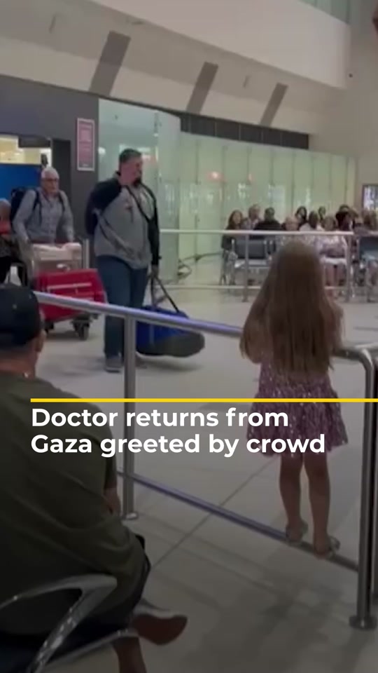 Australian doctor returns from Gaza